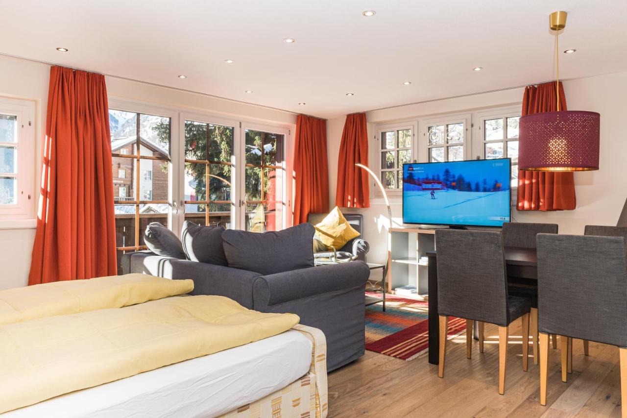 Village Apartment With Matterhorn View Zermatt Extérieur photo